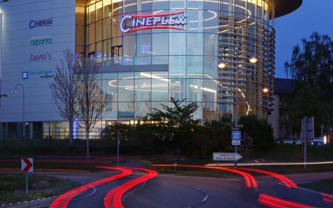 Новият Cineplex в Баден-Баден със стъклена фасада от Glas Trösch