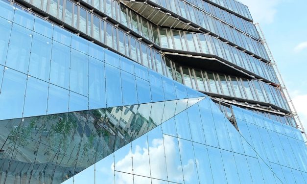 Cube Berlin с вентилирана двойна стъклена фасада