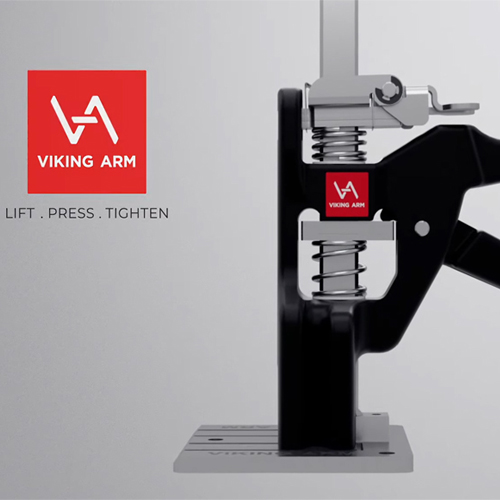 Меезенбург България представя най-новия продукт на собствената марка Stroxx