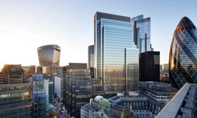 40 Leadenhall Street: Лондонски небостъргач с иновативна стъклена фасада