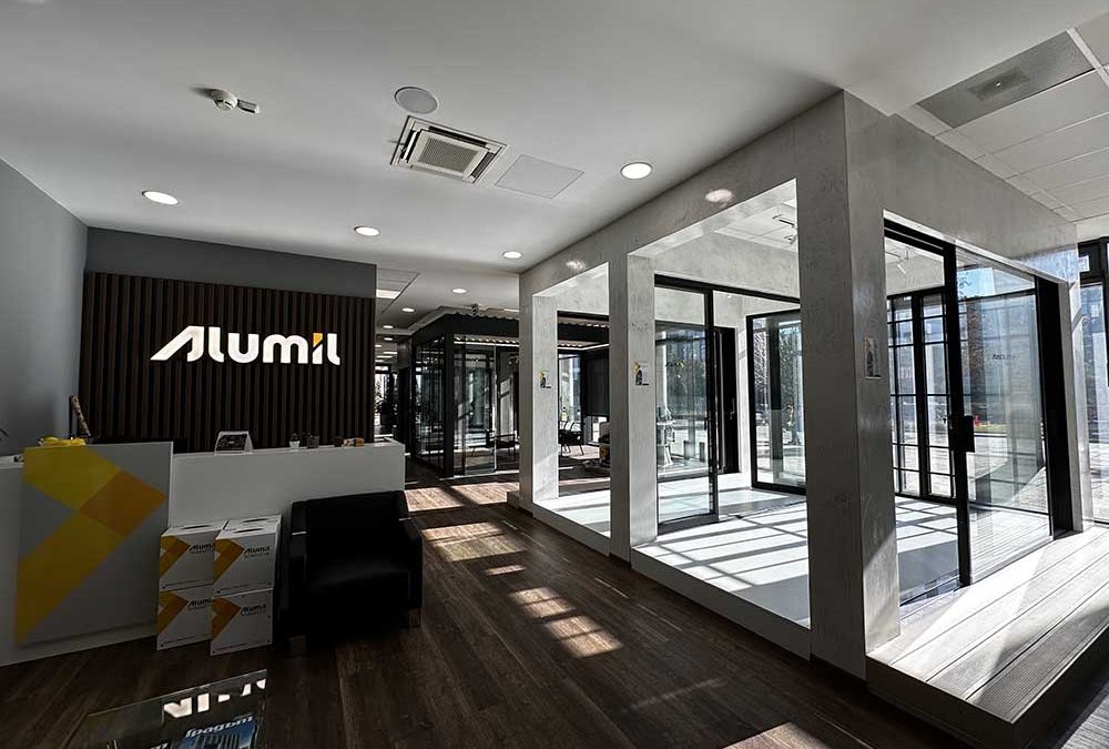 Посещение в шоурума на Alumil – ключът към правилния избор на алуминиева дограма