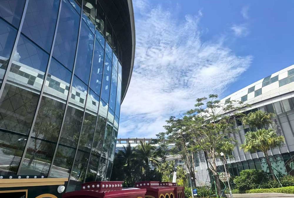 Фасадни стъклени панели, които издържат дори на тайфуни