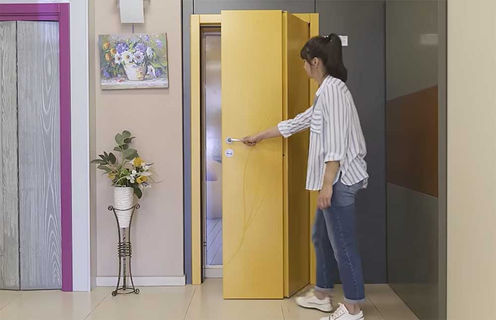 Сгъваема интериорна врата от Диадоорс